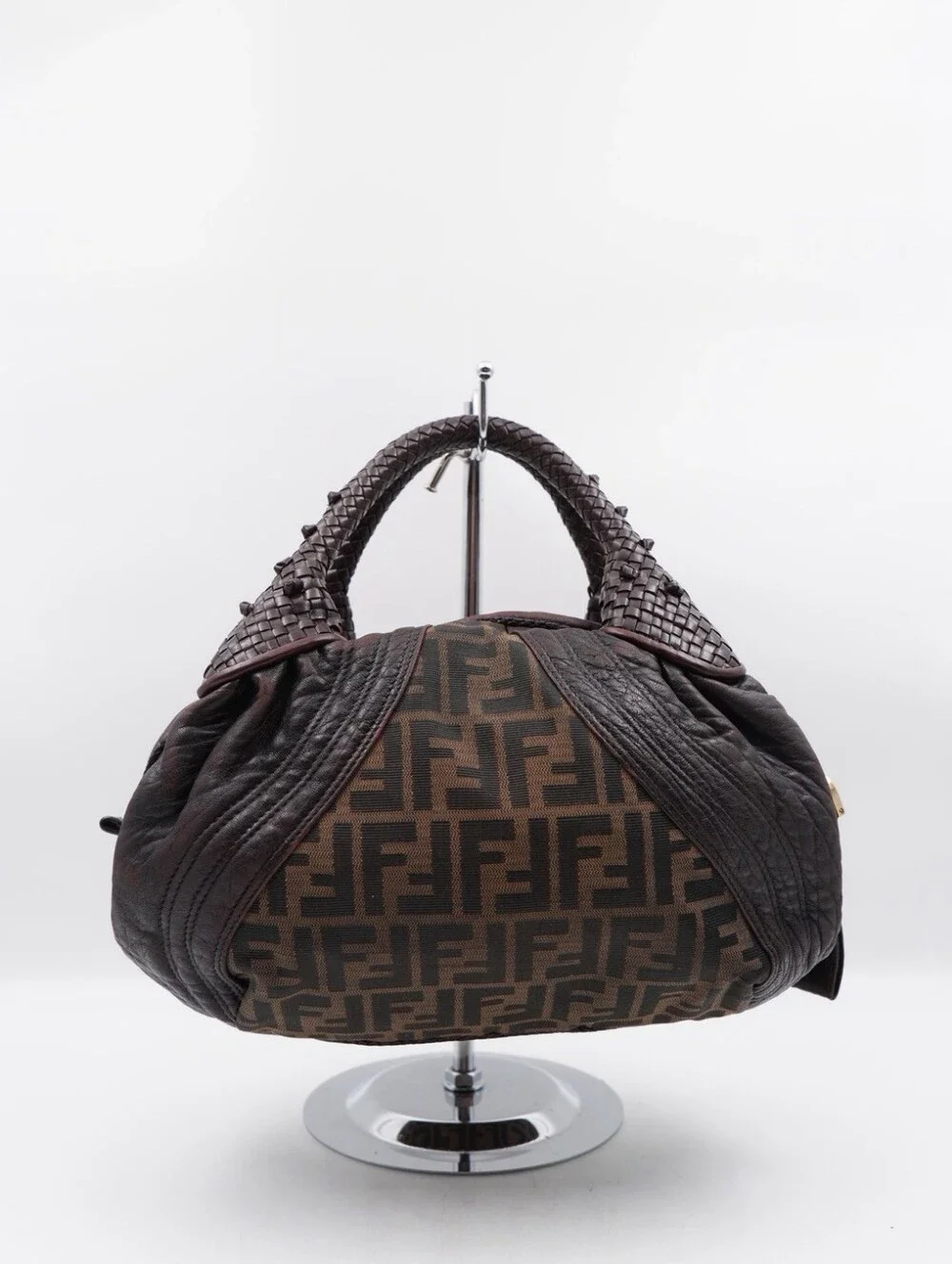 CP46 💟 Fendi Zucca FF Spy Bag